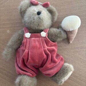 Boyds Millicent Sugarcone bear